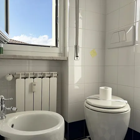 Apartamento 200 Mt Dal Mare - Relax Con Terrazzo E Vista