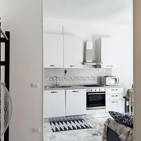 Apartamento 200 Mt Dal Mare - Relax Con Terrazzo E Vista