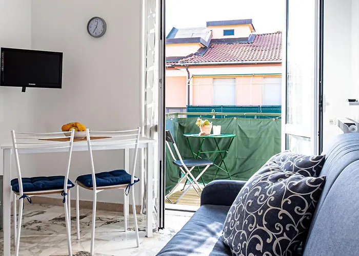 200 Mt Dal Mare - Relax Con Terrazzo E Vista