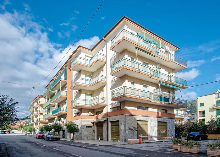 200 Mt Dal Mare - Relax Con Terrazzo E Vista * Borgio Verezzi